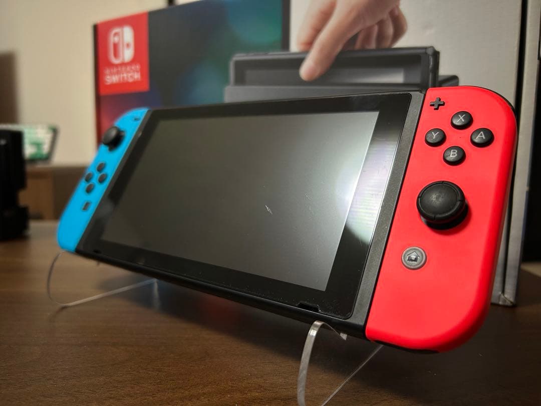 任天堂　Switch 本体+プロコントローラー