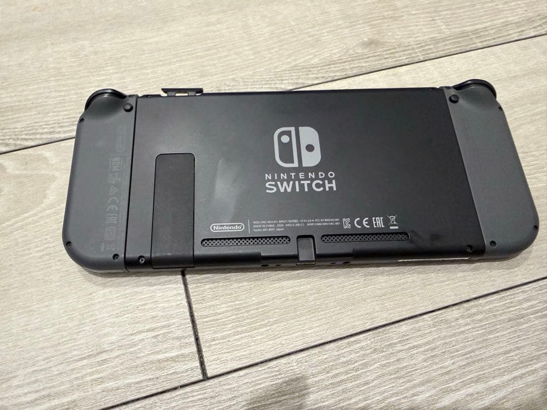 Nintendo Switch ジョイコン付き