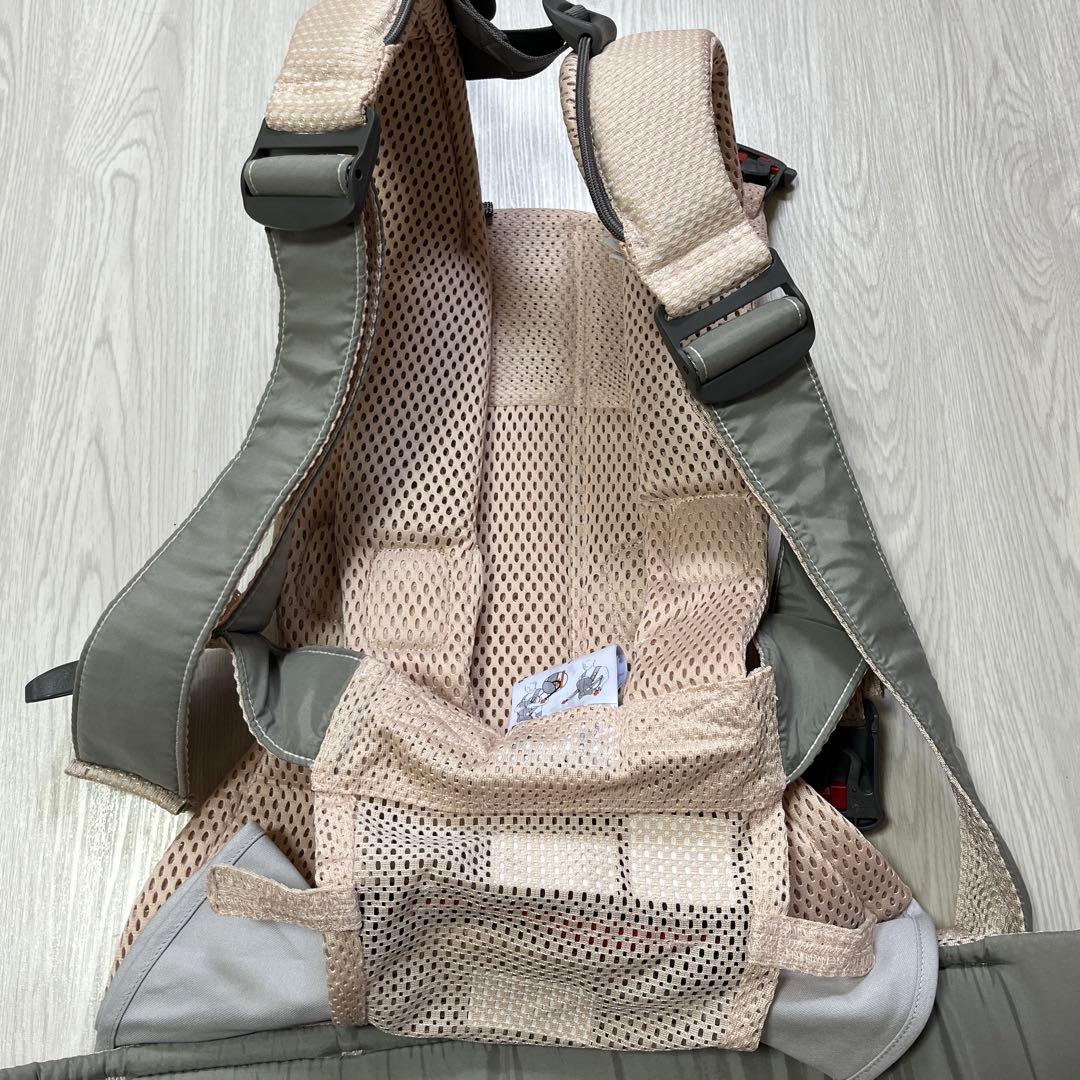 BabyBjörn 抱っこ紐 ベージュ メッシュ