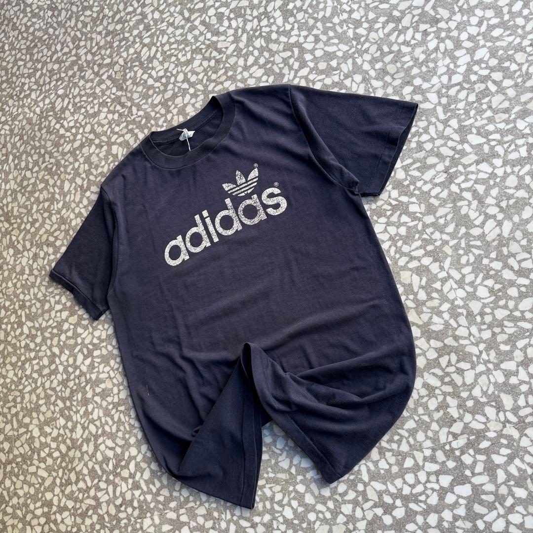 【80年代usa製、シングルステッチ】オールドアディダス両面ロゴTシャツ紺常田
