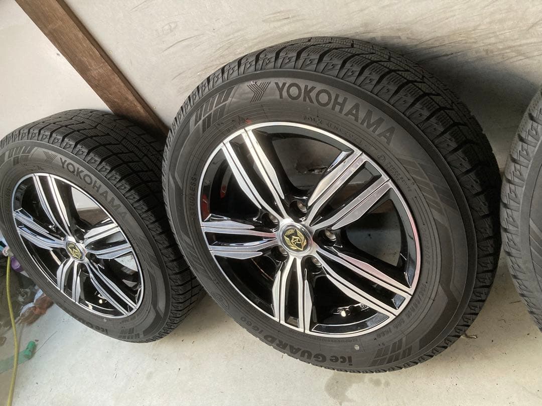 美品バリ山！ヨコハマ　アイスガードIG60 185/65R15 現行フリード