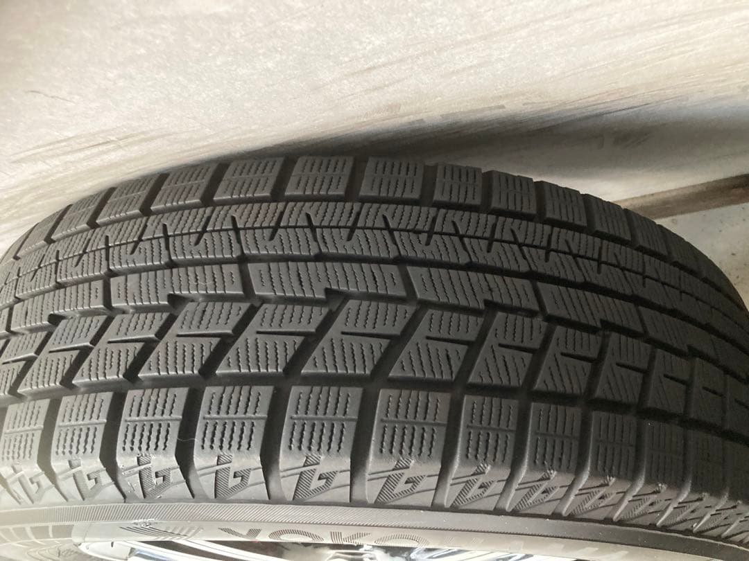 美品バリ山！ヨコハマ　アイスガードIG60 185/65R15 現行フリード