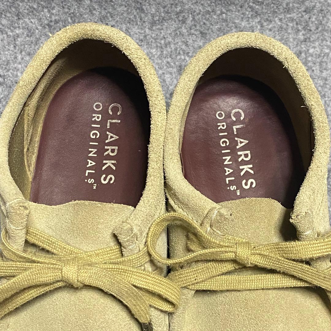 clarks クラークス　26.5 ワラビー ベージュ スエード モカシン