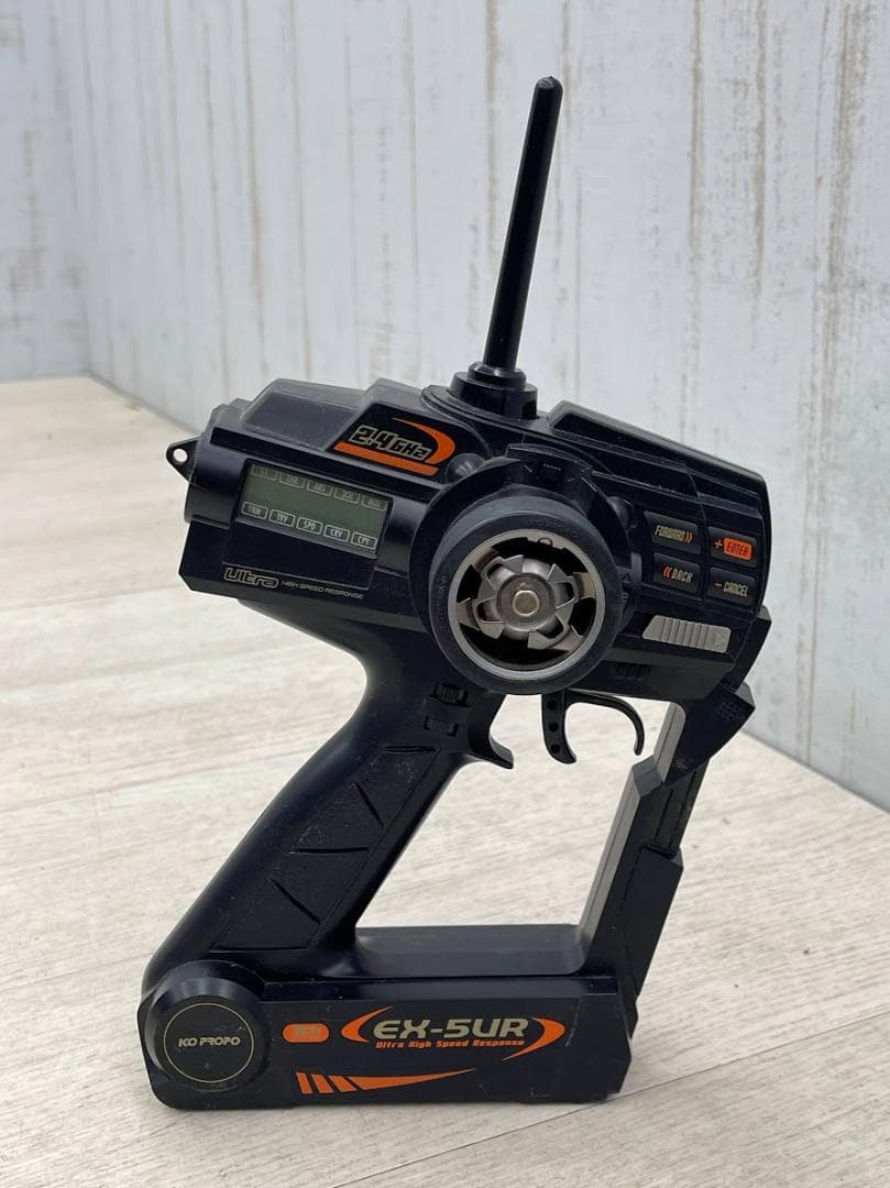 ヨコモ ドリフトパッケージ 4WD シャーシ KOプロポ セドリック 充電器