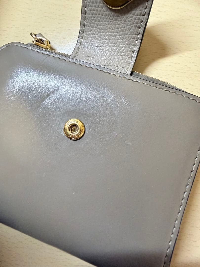 【フェンディ FENDI】FFダイヤモンド 二つ折り財布 ベージュ
