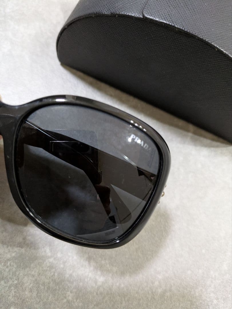 プラダ　PRADA サングラス スタッズ　60□15 130 SPR04M