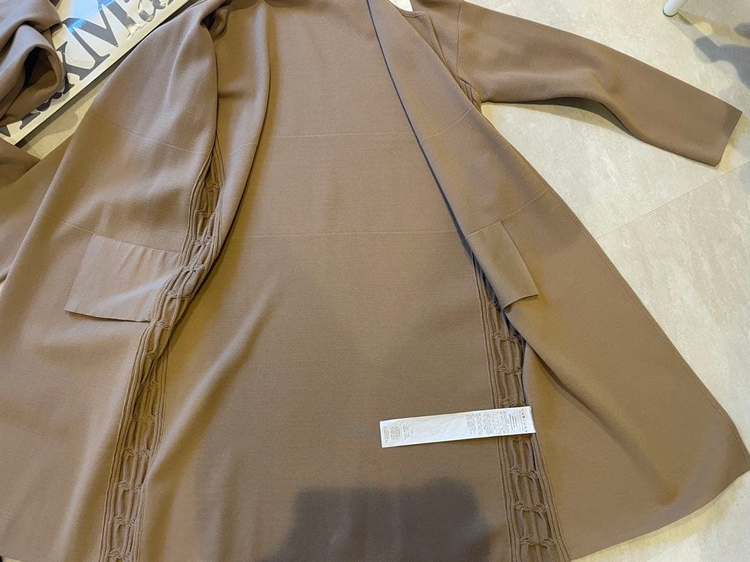 週末 SALE！美品♪MaxMara ベージュ コーディガンMサイズ
