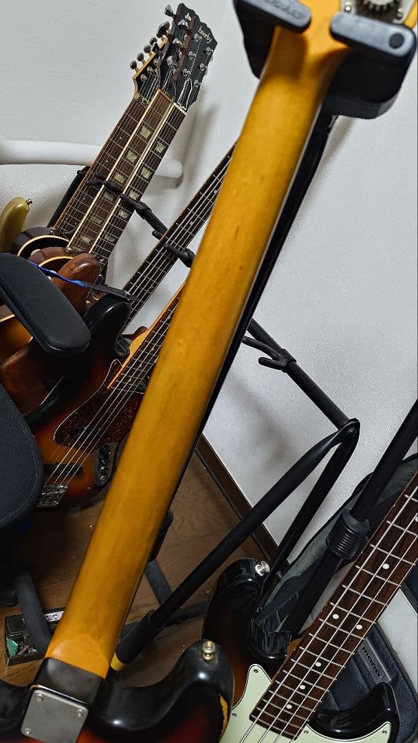JHS　Vintage V96 ICON Fretless