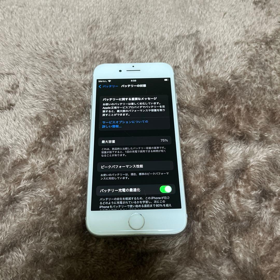 iPhone8 SIMロックあり