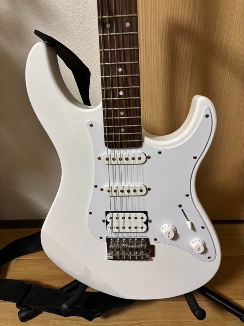 YAMAHAヤマハ Pacifica パシフィカ PAC012ホワイト