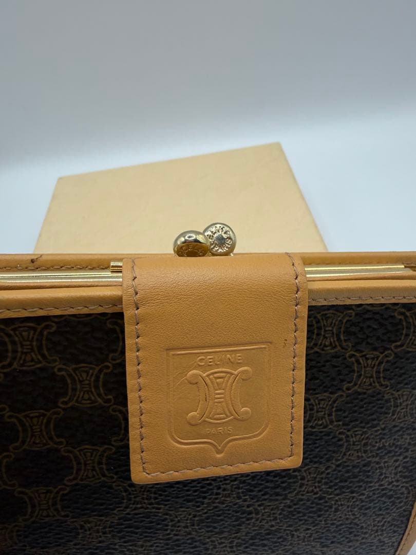 新品　CELINE 財布 二つ折り財布 がま口 トリンオフ マカダム