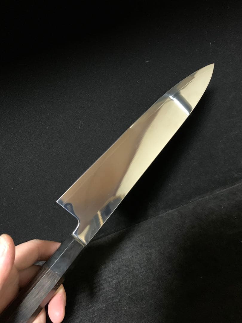 包丁　和牛刀　ハ寸　鏡面研磨　切味抜群　箱付　未使用品