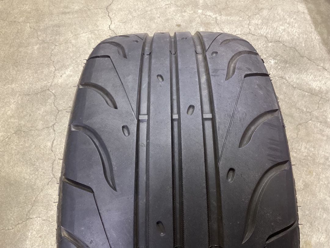 激安 255/35R18 アクセレラ 651 サマータイヤ 4本 送料込み