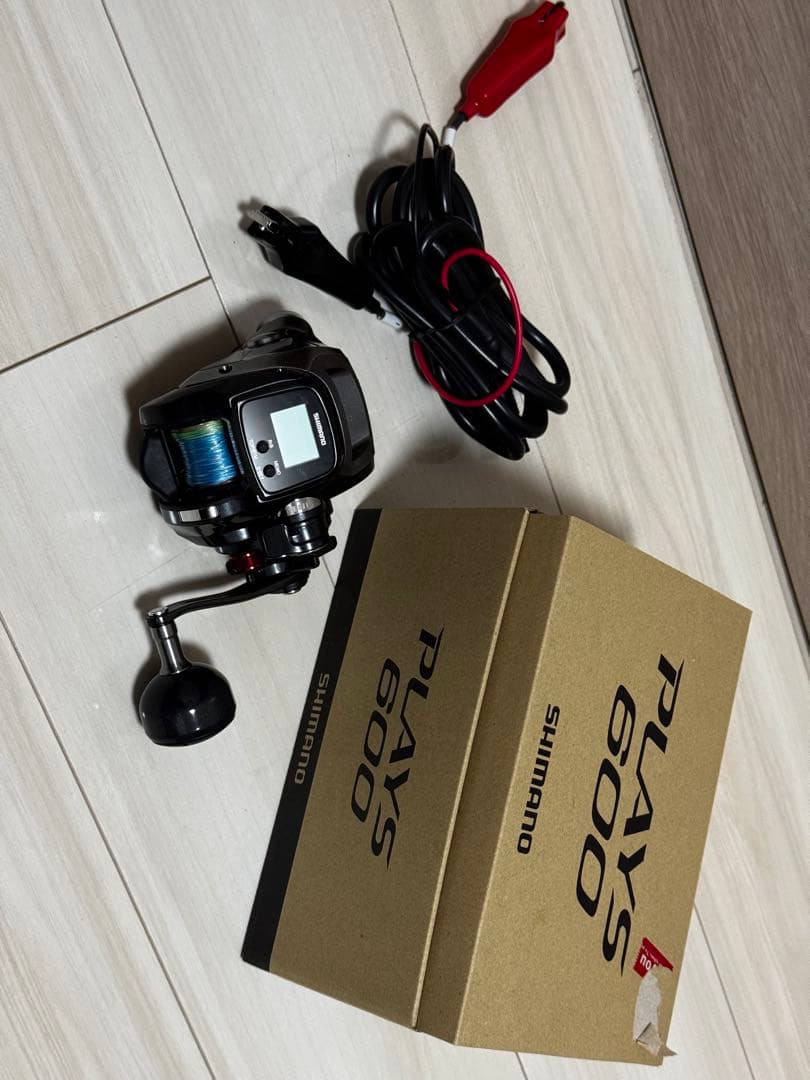 極美品　SHIMANO 電動リール プレイズ600 PE2号付き