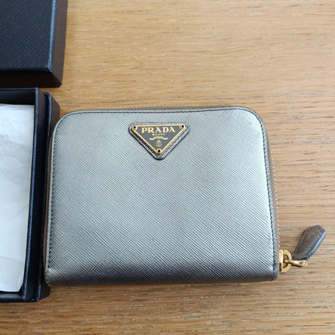 PRADA プラダ ラウンドファスナー ジップ 三角ロゴ