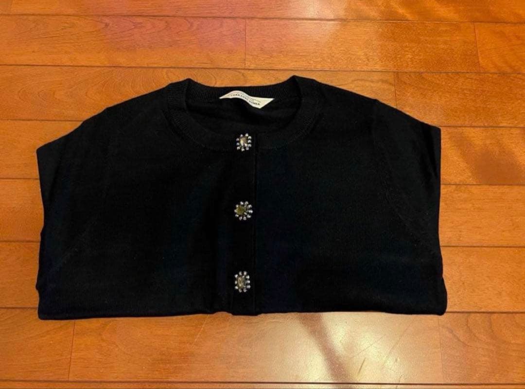 【新品】TORRAZZO DONNA ブラックカーディガン ビジューボタン