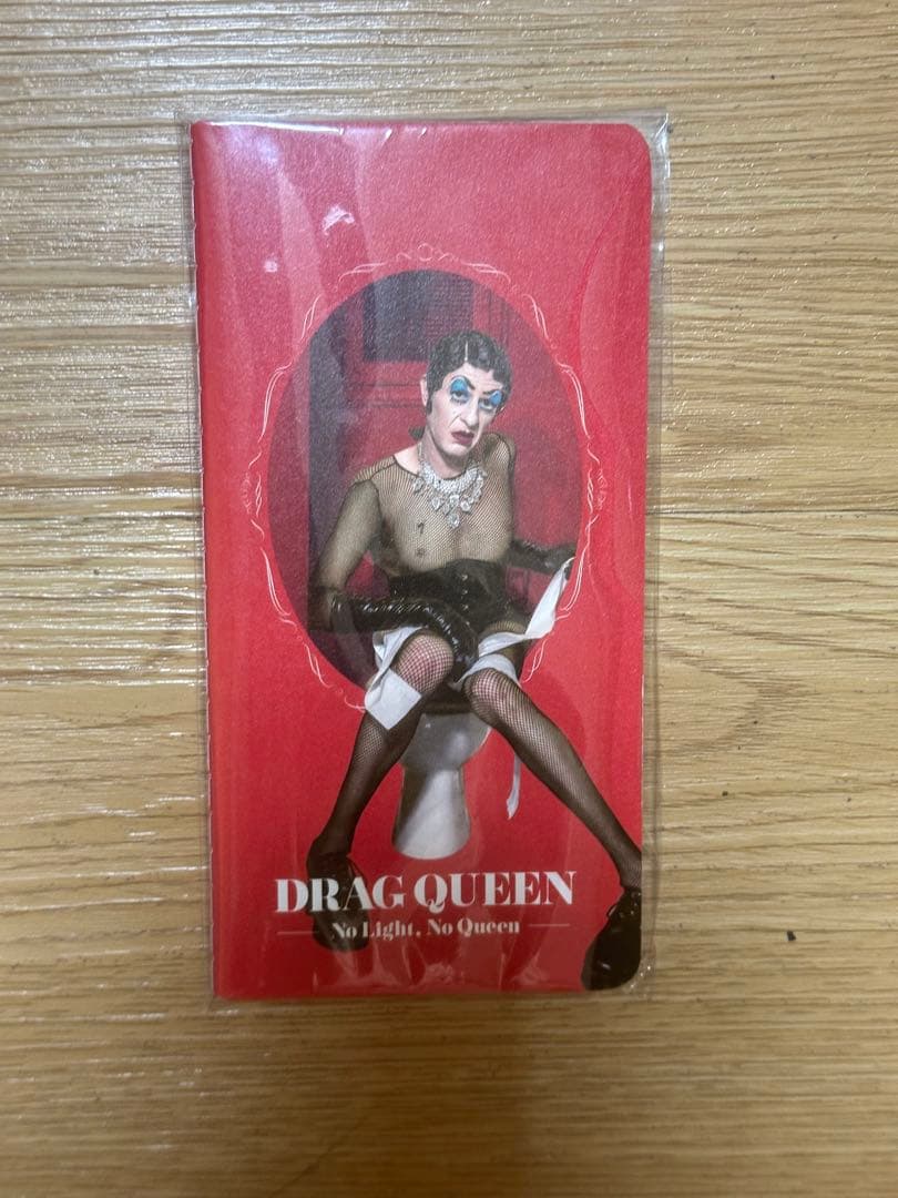 ヨシダナギ ⭐︎DRAG QUEEN⭐︎直筆サイン入&ミニ手帳