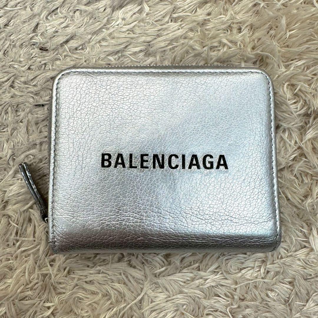 【美品】BALENCIAGA エブリデイ シルバー 二つ折り財布