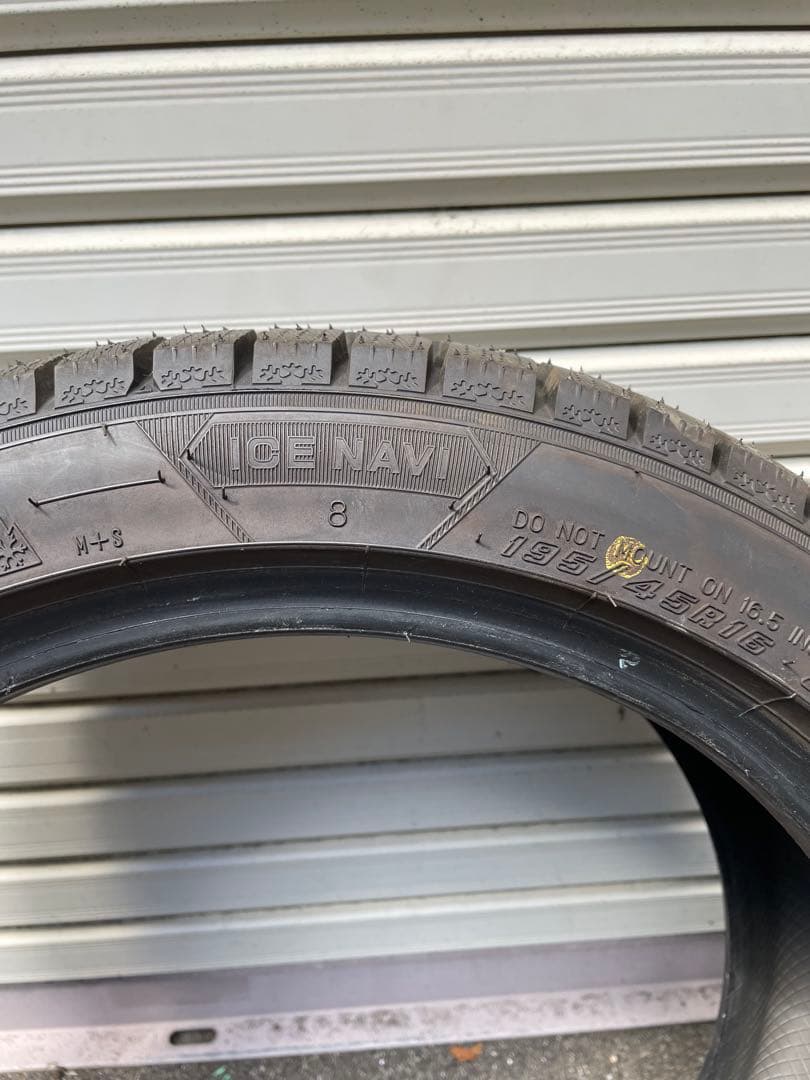 スタッドレス　冬タイヤ　195/45R/16 、２本