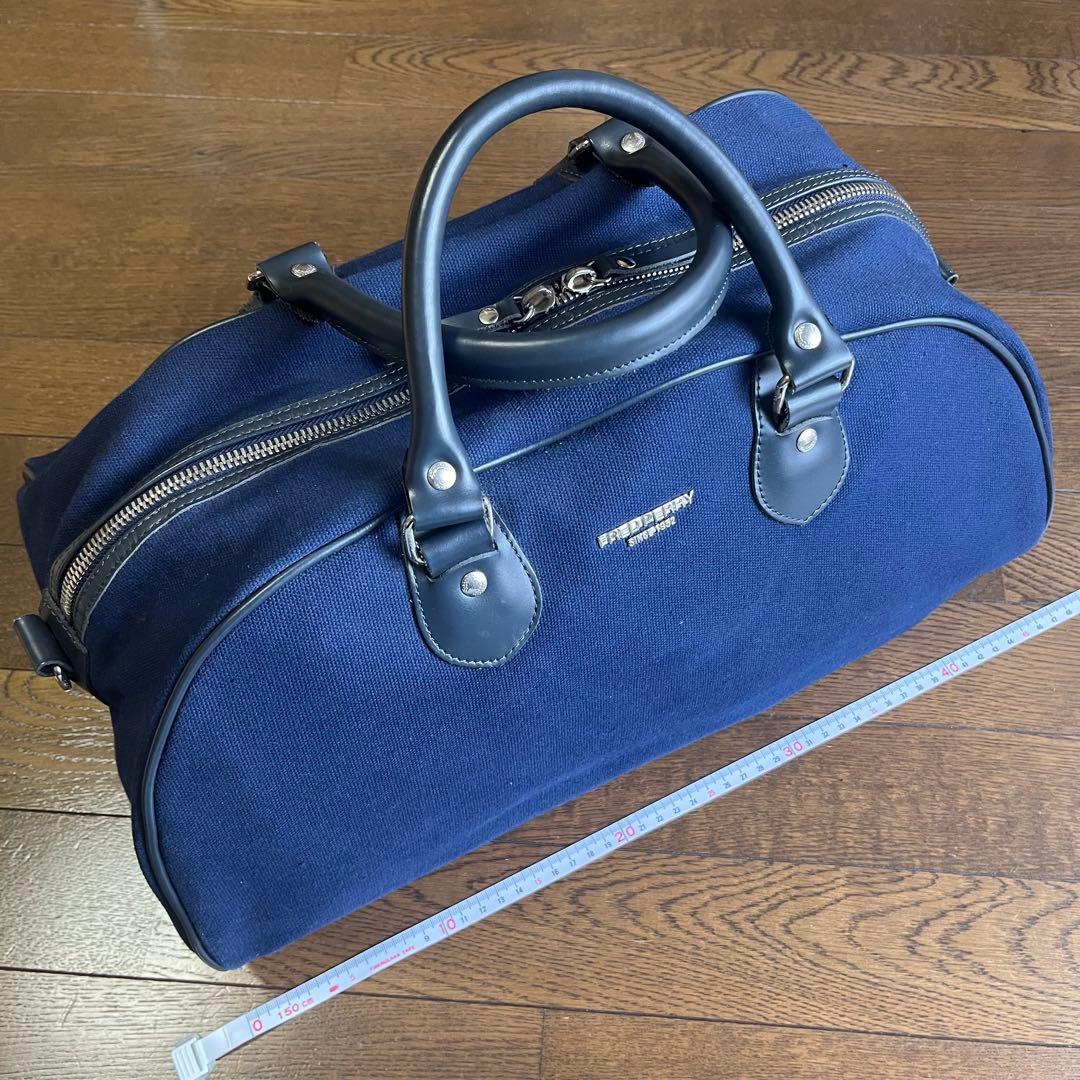 FRED PERRY フレッドペリー ボストンバッグ ネイビー