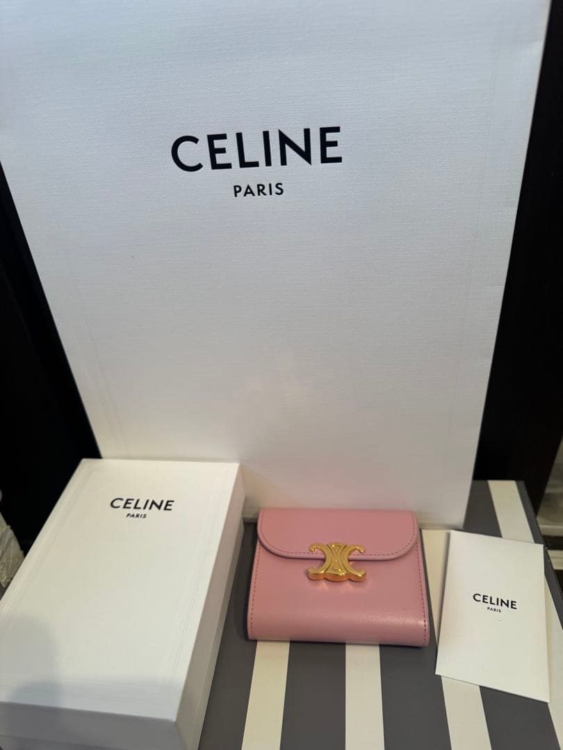 最終値下げ！CELINE トリオンフ スモールフラップウォレット
