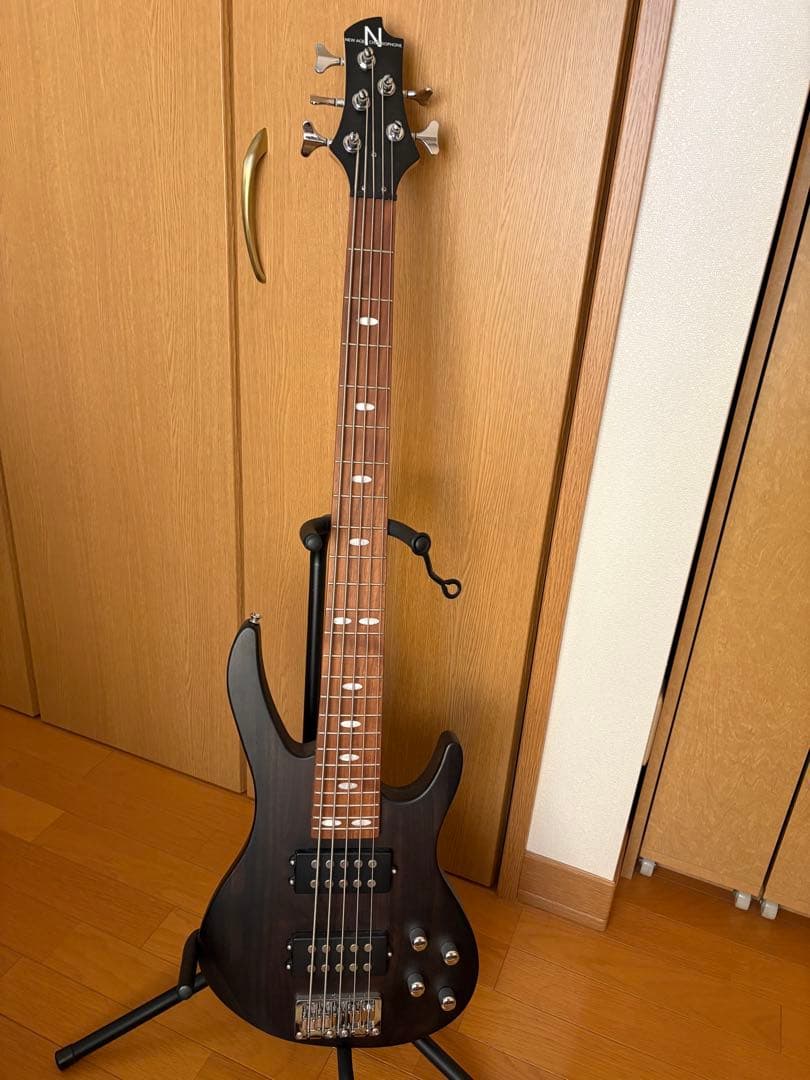 ベース　5弦
