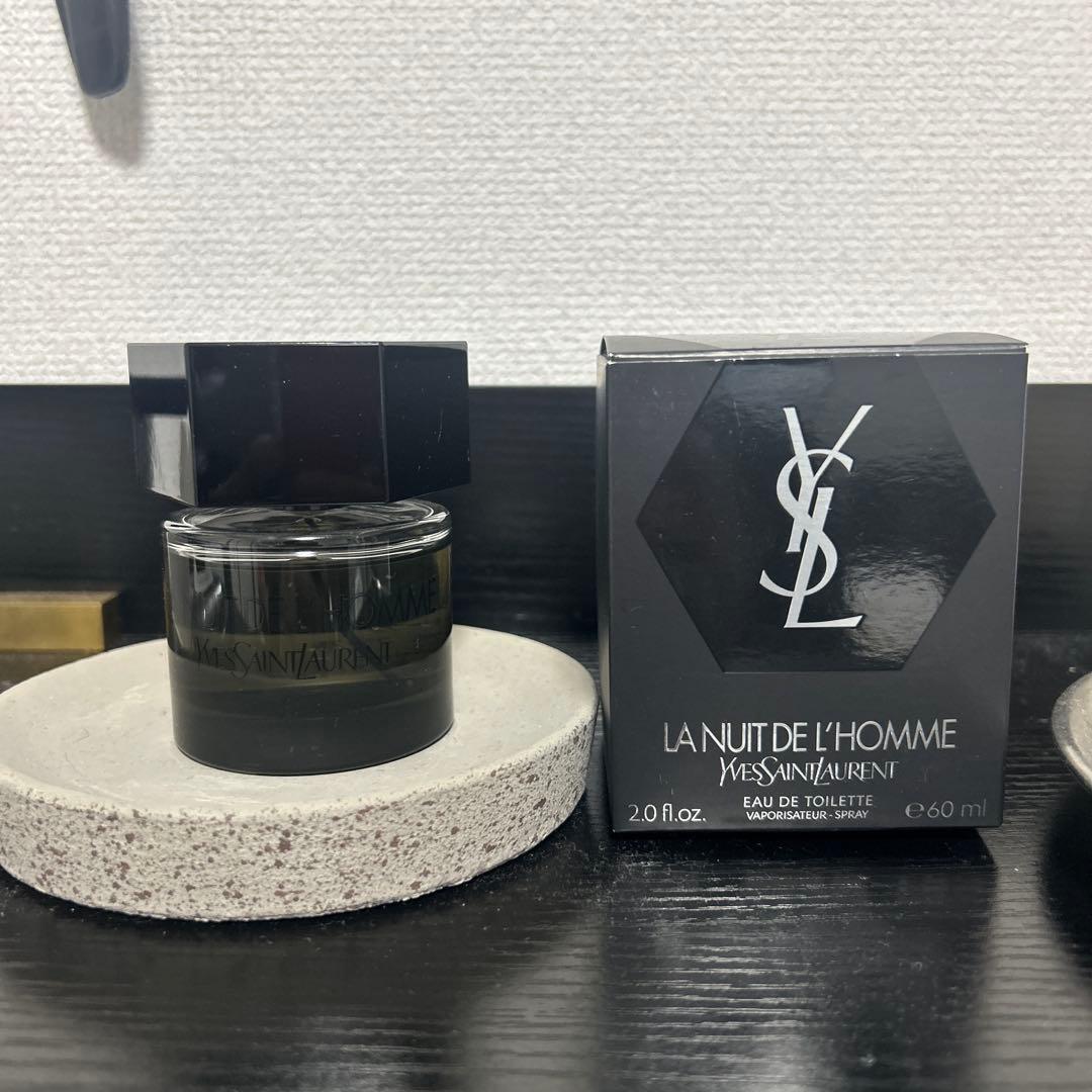Yves Saint Laurent ラニュイドロム　香水　フレグランス
