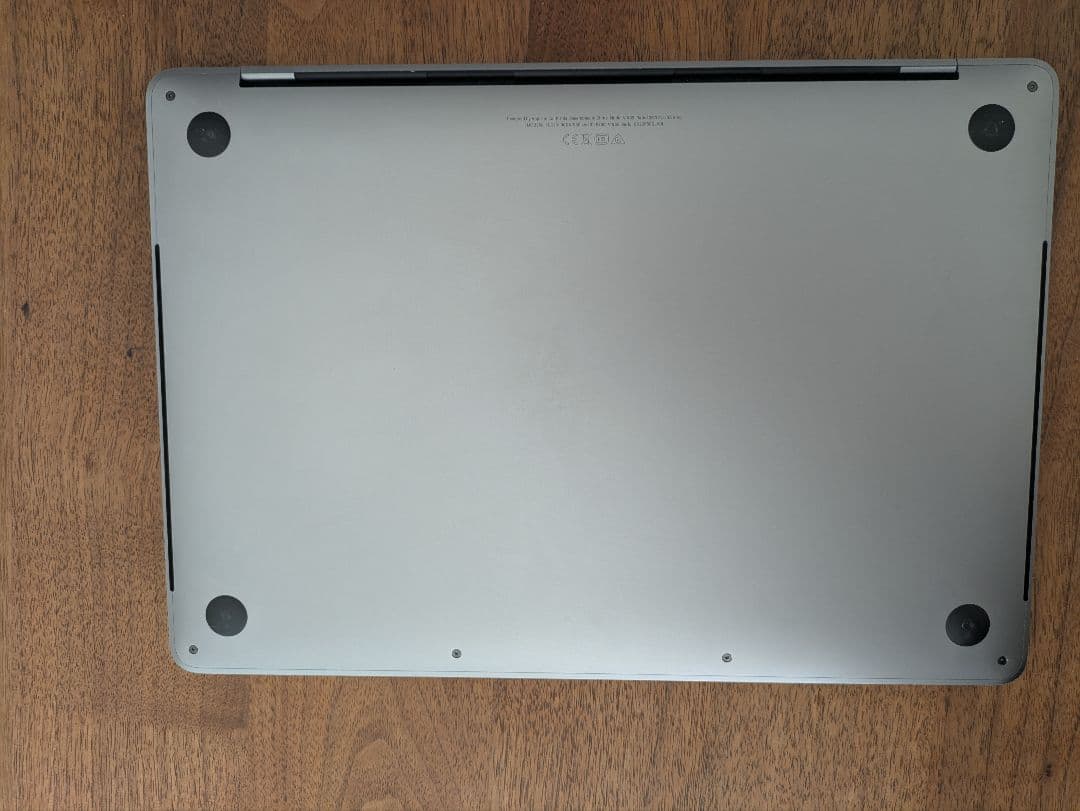 Apple MacBook Pro 13インチ 充放電回数少