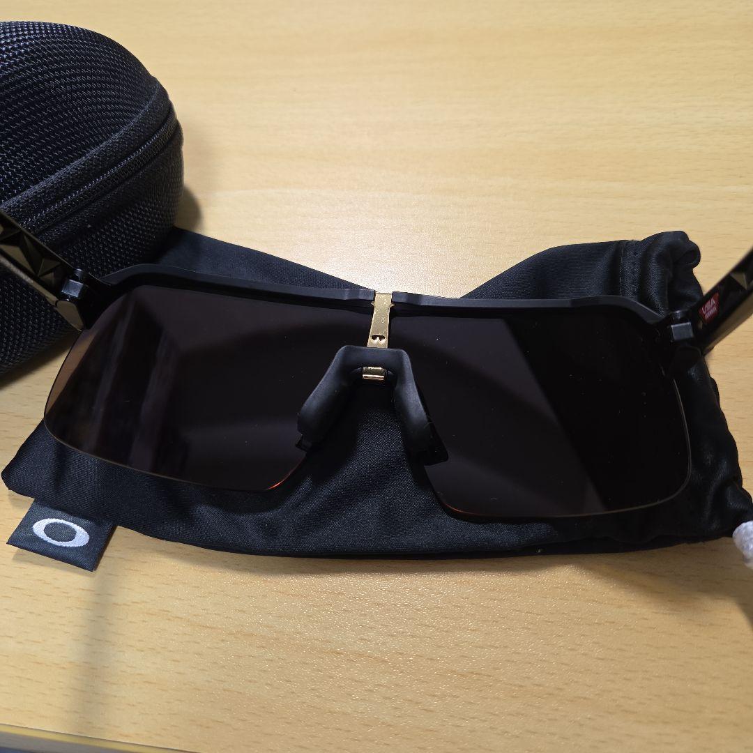 【美品】OAKLEY SUTRO LITE