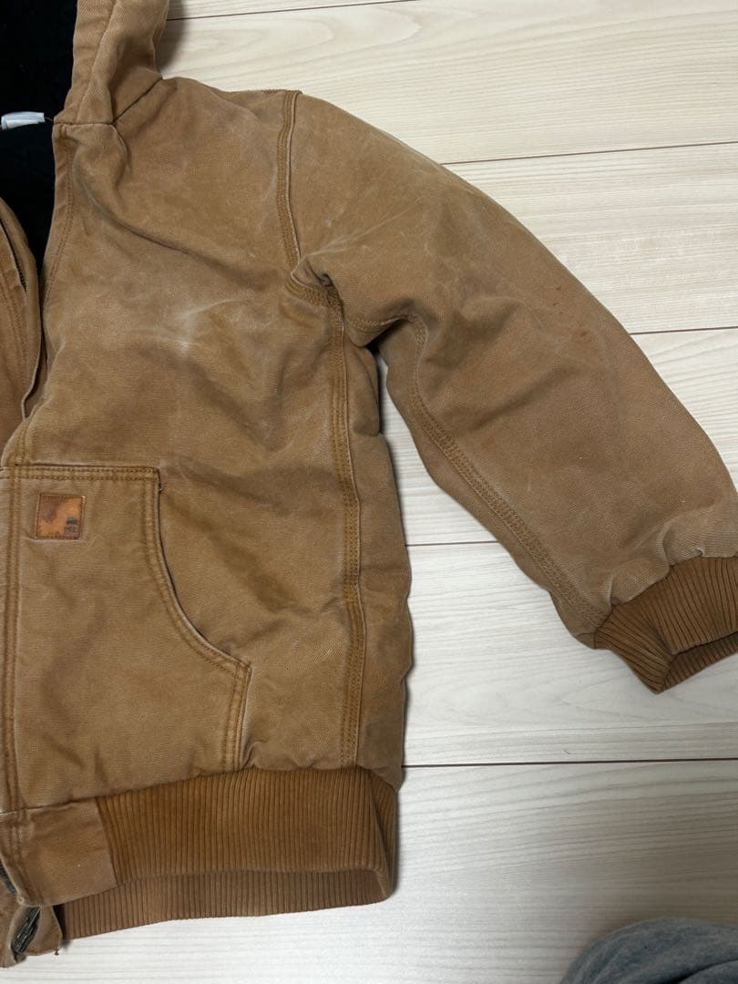 カーハート　アクティブジャケット　xs〜s Carhartt