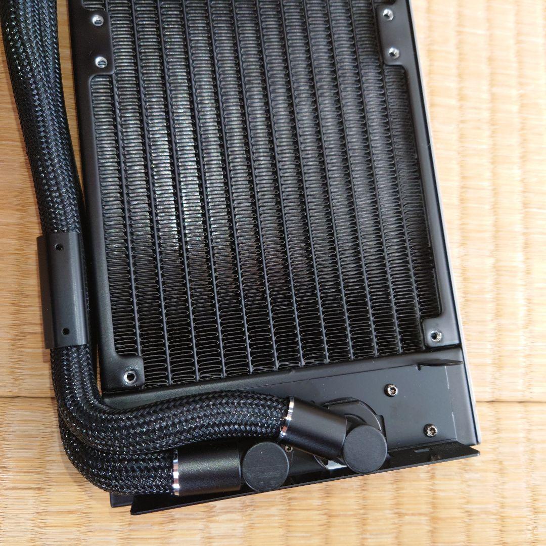 HydroShift LCD no fan　LL-HS-LCD-360-N-BK