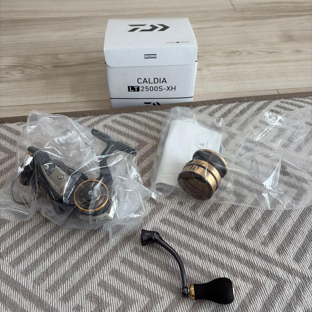 21CALDIA LT 2500S-XH スピニングリール