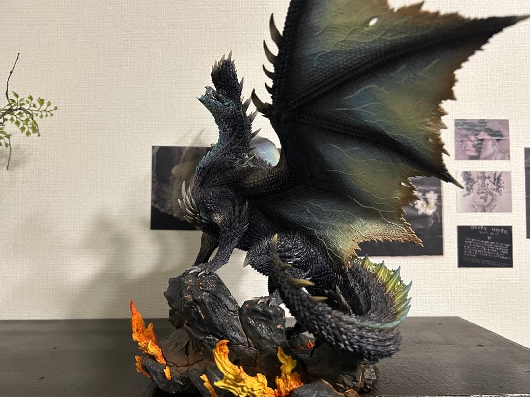 カプコン フィギュアビルダークリエイターズモデル　 煌黒竜 アルバトリオン
