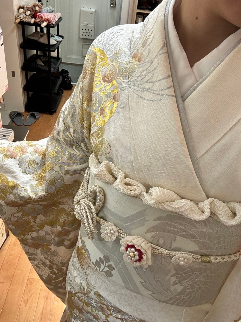 振袖 白と金の花柄 帯付き 5セット