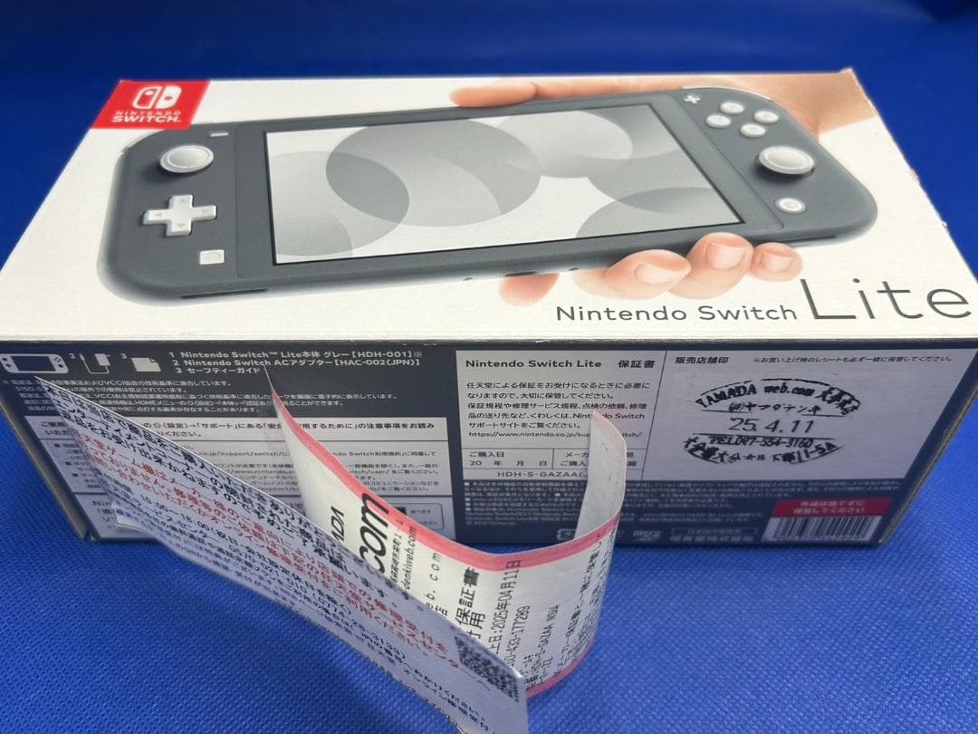 【新品未使用】2025年4月購入 Nintendo Switch Lite