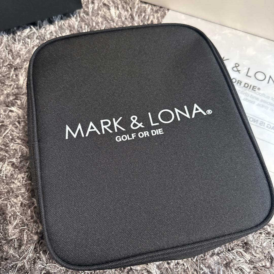 非売品・新品　MARK&LONA ポーチ