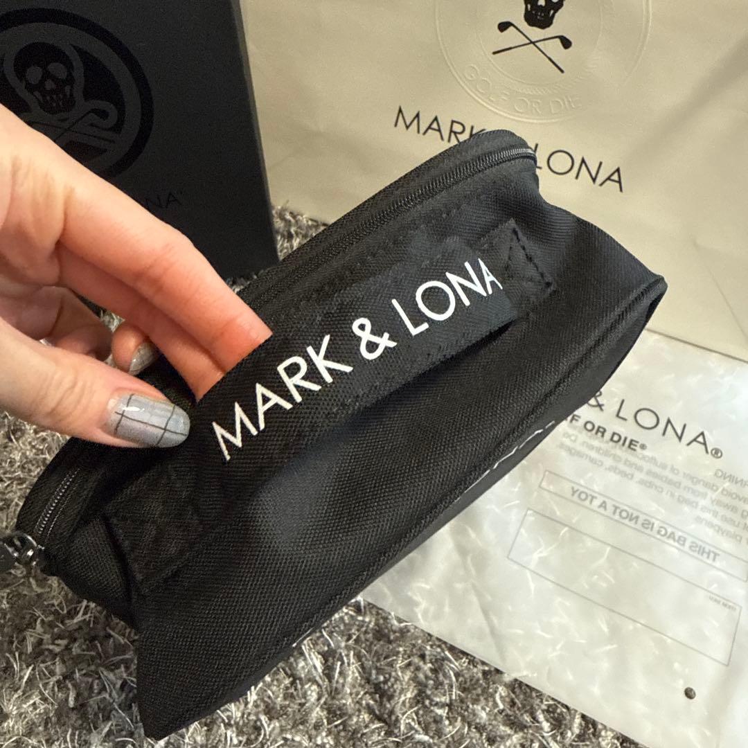 非売品・新品　MARK&LONA ポーチ