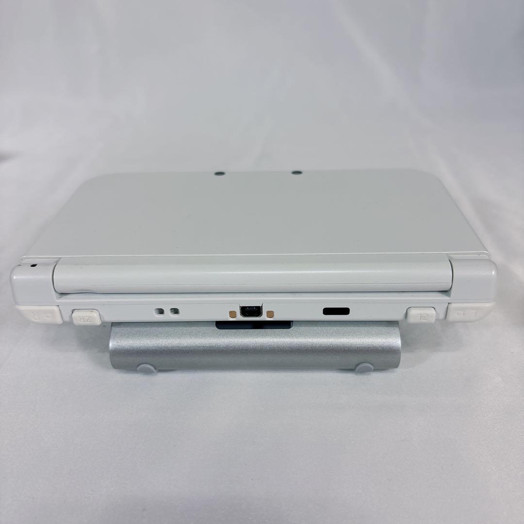 Newニンテンドー3DSLL パールホワイト　充電器付