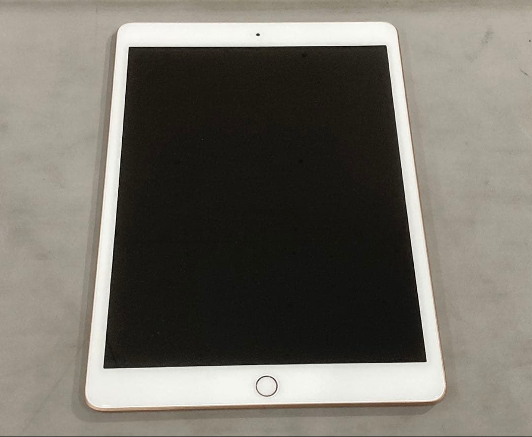apple iPad 8世代　Wi-Fiモデル A2270 ゴールド 128GB