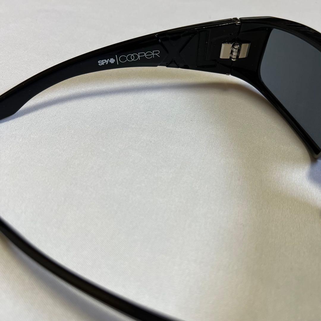 美品　SPY COOPER ブラックサングラス 54-18-130