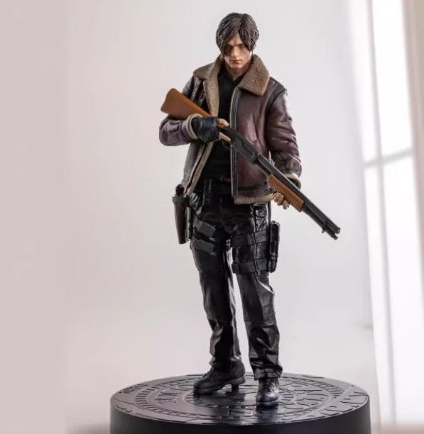 バイオハザード　レオン・S・ケネディ　フィギュア　塗装完成品