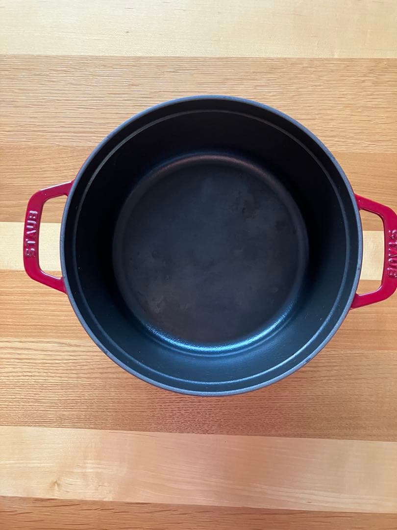 STAUB ストウブ　ココット ラウンド24cm チェリー