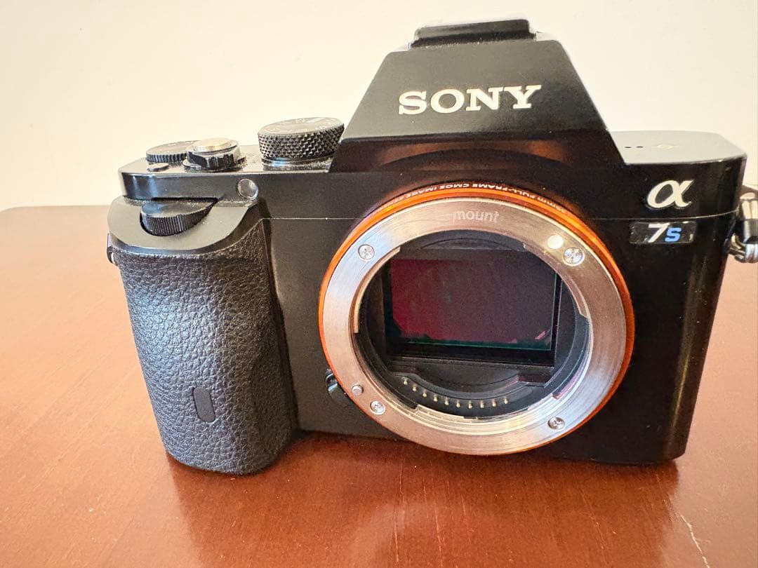 SONY α7S 初代 ボディ ILCE-7S（バッテリー2個・箱付き）