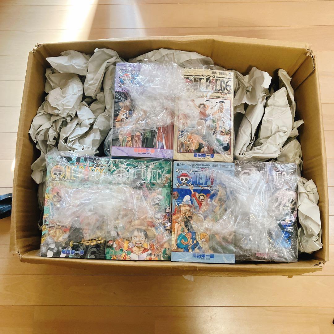 ワンピース全巻セット　＋関連本9冊