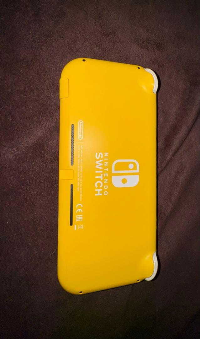 Nintendo Switch Lite イエロー 箱 充電器無し
