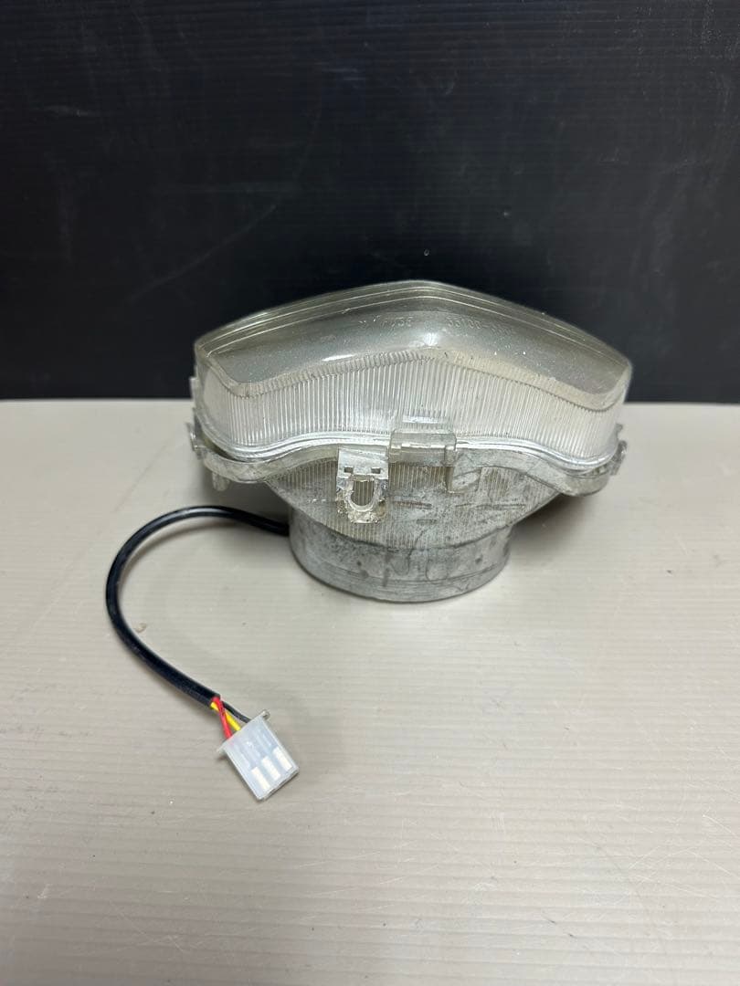 アドレスV125G 紫白イカリングヘッドライト LED CF46A CF4EA