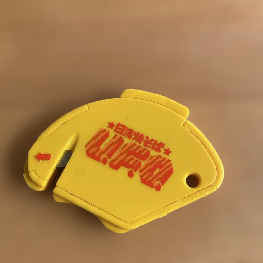 U.F.O. 焼きそば　グッズ　テープカッター、カッターナイフ