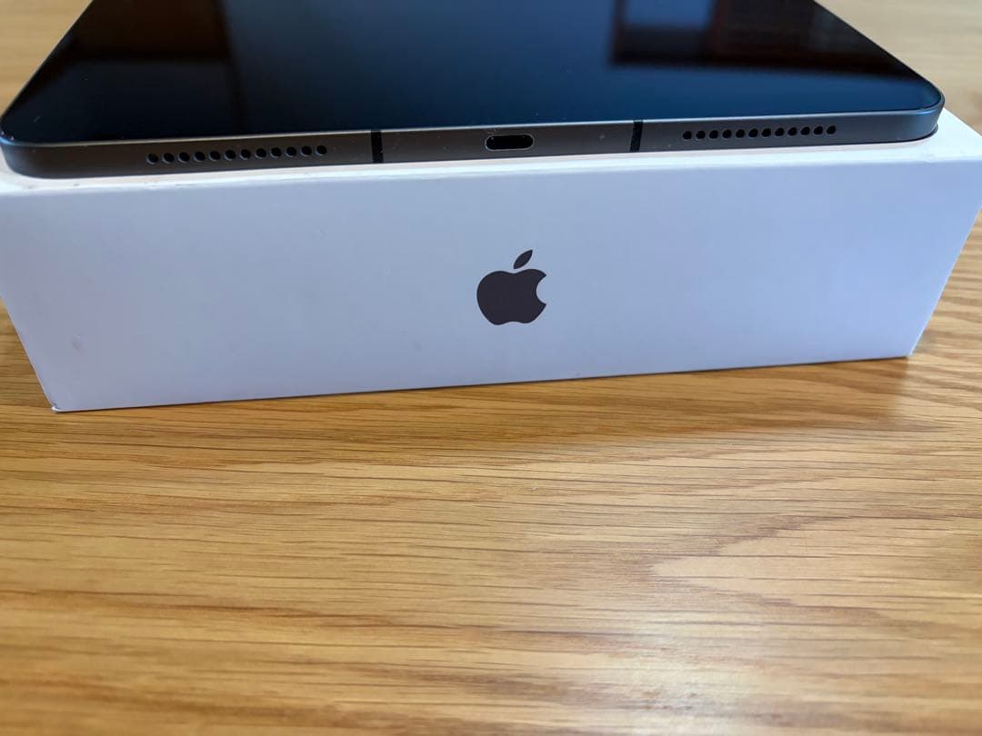 iPad Air（第5世代）Wi-Fi＋Cellular 64GB