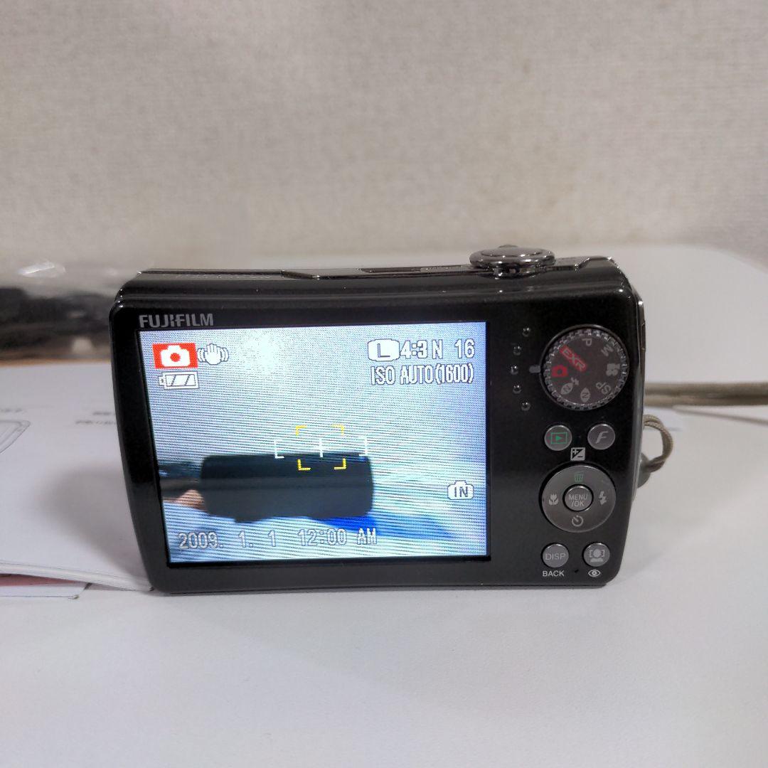 FUJIFILM FinePix F200EXR デジカメ　コンデジ
