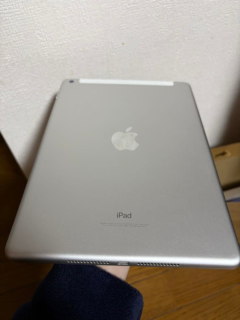 Apple iPad 第6世代　箱付き